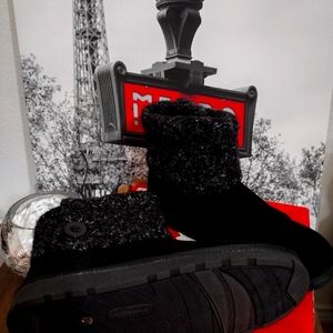 Arizona and company black fur cozy boots 10m New Shoes 👟👟👟👟👟👟👟 NEW SHOES